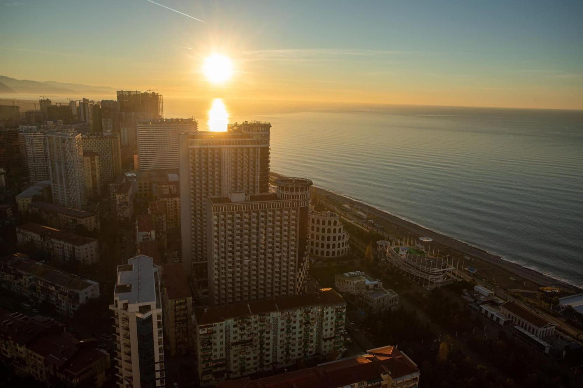 Hotel In Orbi City Official Batumi Exterior foto