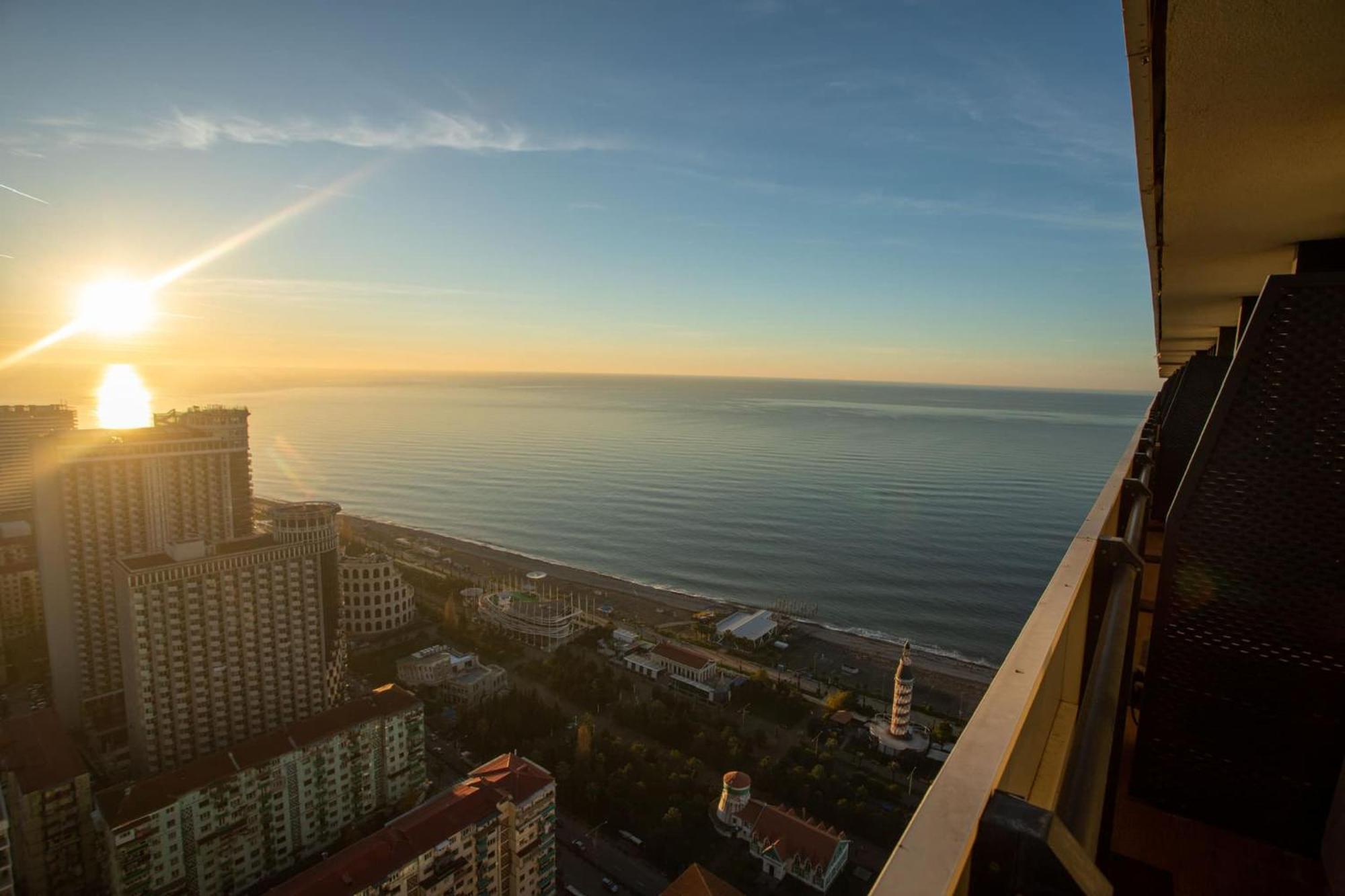 Hotel In Orbi City Official Batumi Exterior foto