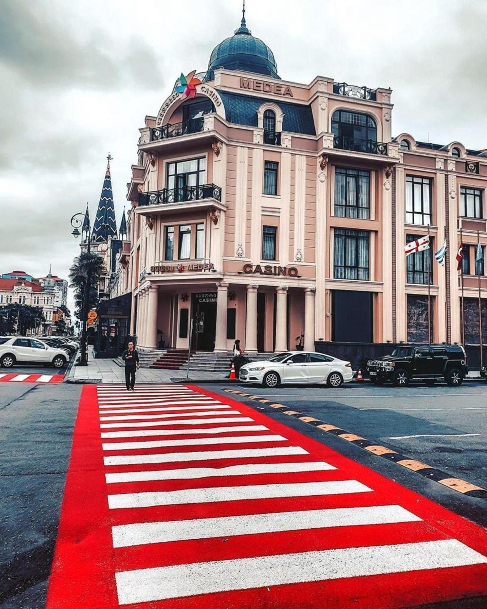 Hotel In Orbi City Official Batumi Exterior foto